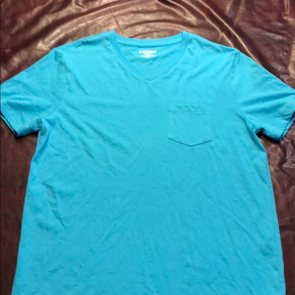 Men’s Express Pocket V-Neck